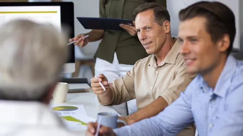 Konferans - talande män